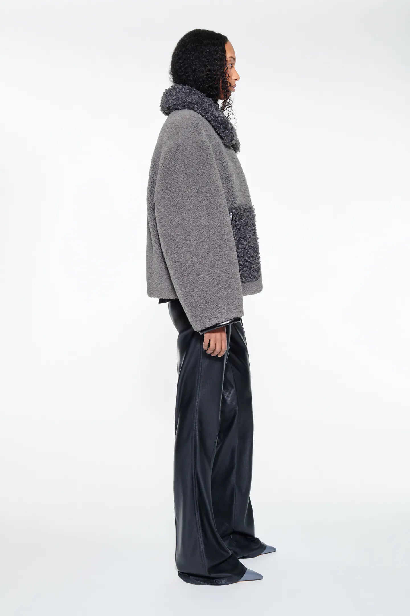 JAQUETA DE PELL SINTÈTICA RIZADA DE STAND STUDIO