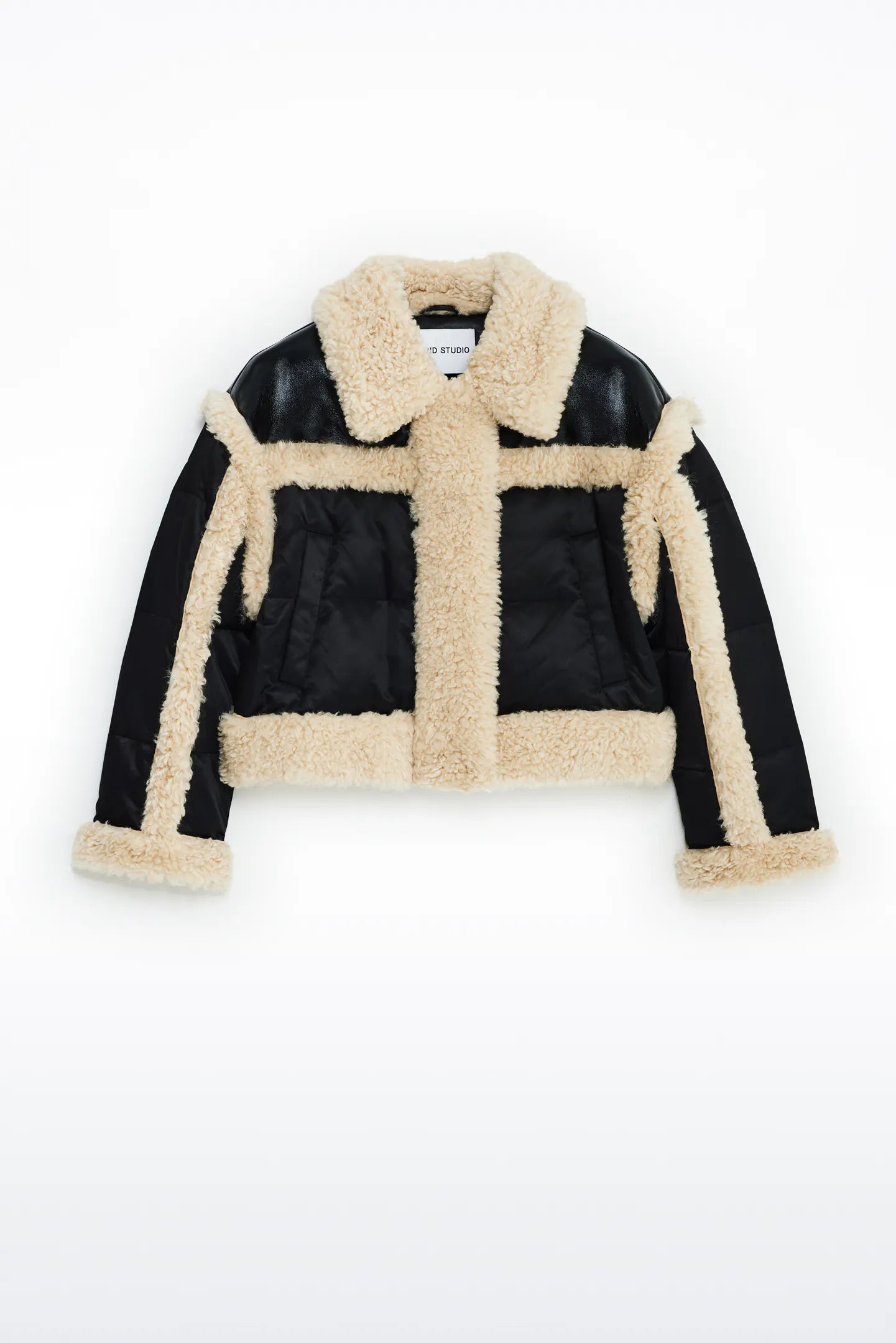 JAQUETA CURTA DE STAND STUDIO