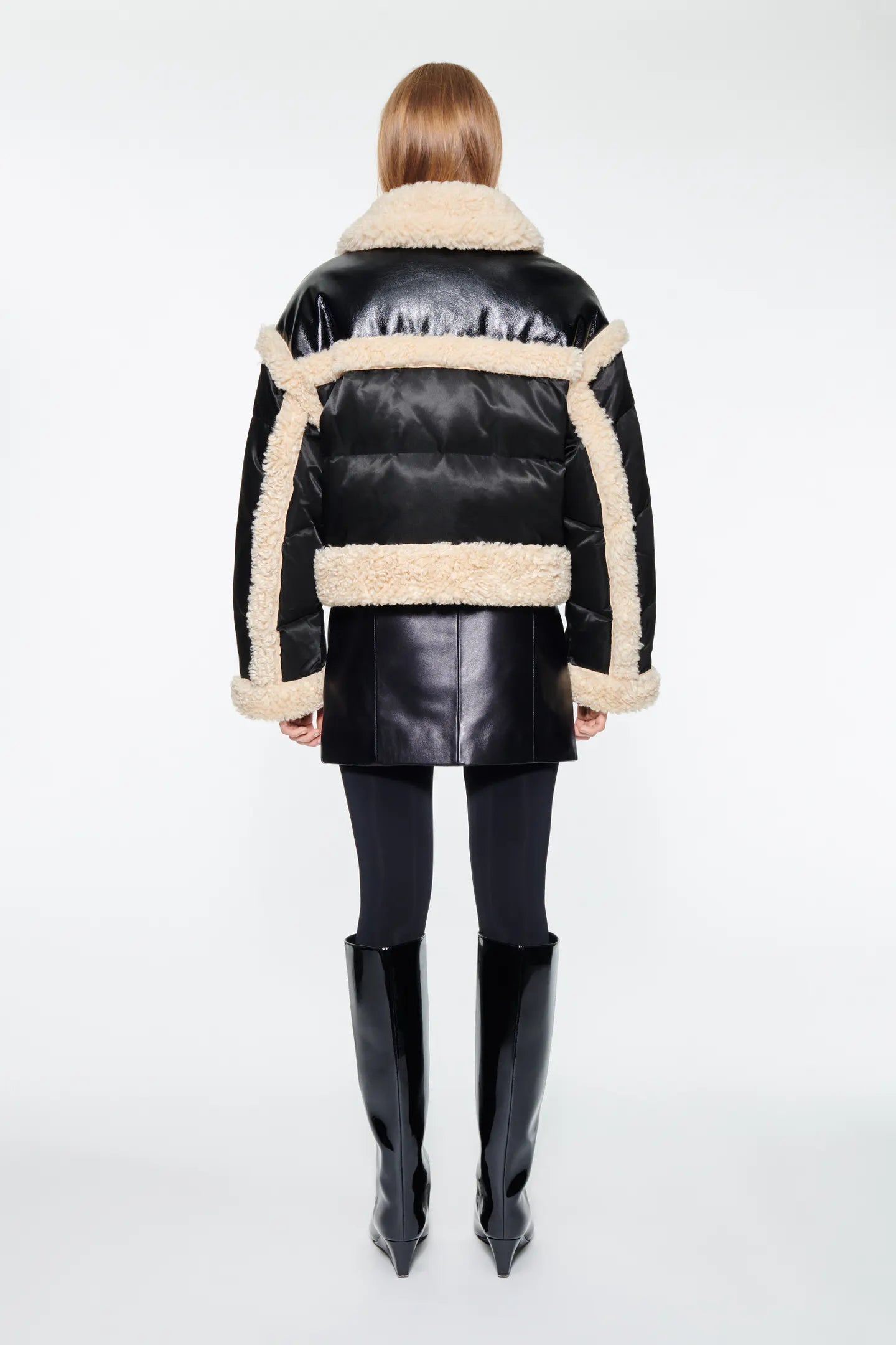 JAQUETA CURTA DE STAND STUDIO