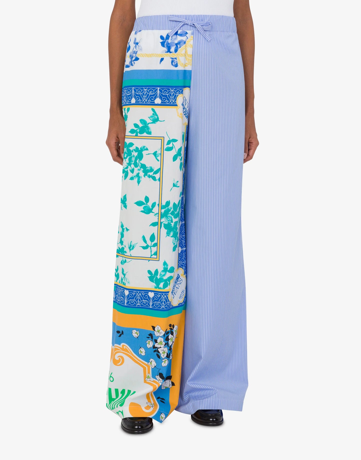 PANTALONES DE POPELÍN A RAYAS Y ESTAMPADO DE MOSCHINO JEANS