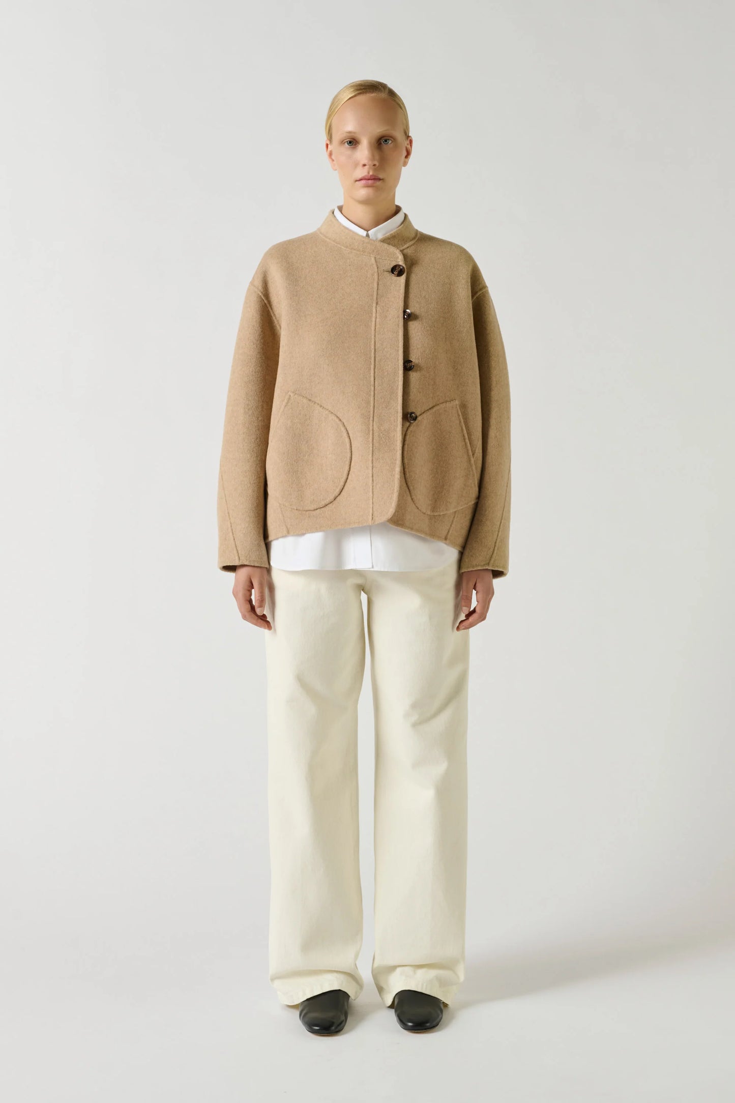 ABRIGO WINDSOR DE SOEUR