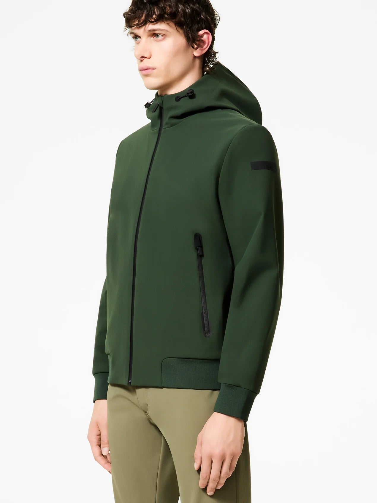 CHAQUETA CON CAPUCHA Y CREMALLERA DE RRD