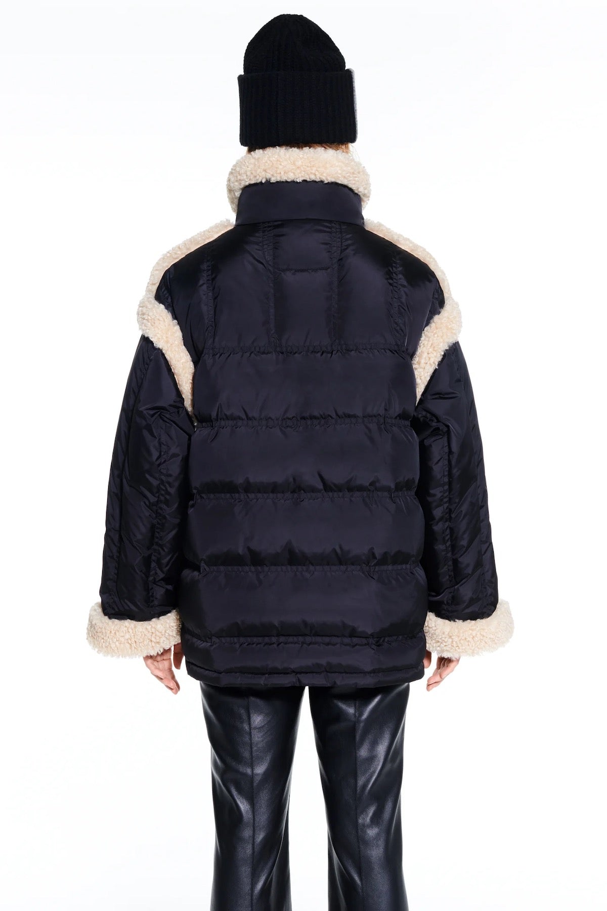 CHAQUETA DOROTHY DE STAND STUDIO