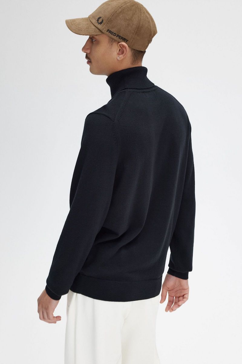 FRED PERRY HIGH NECK SWEATER