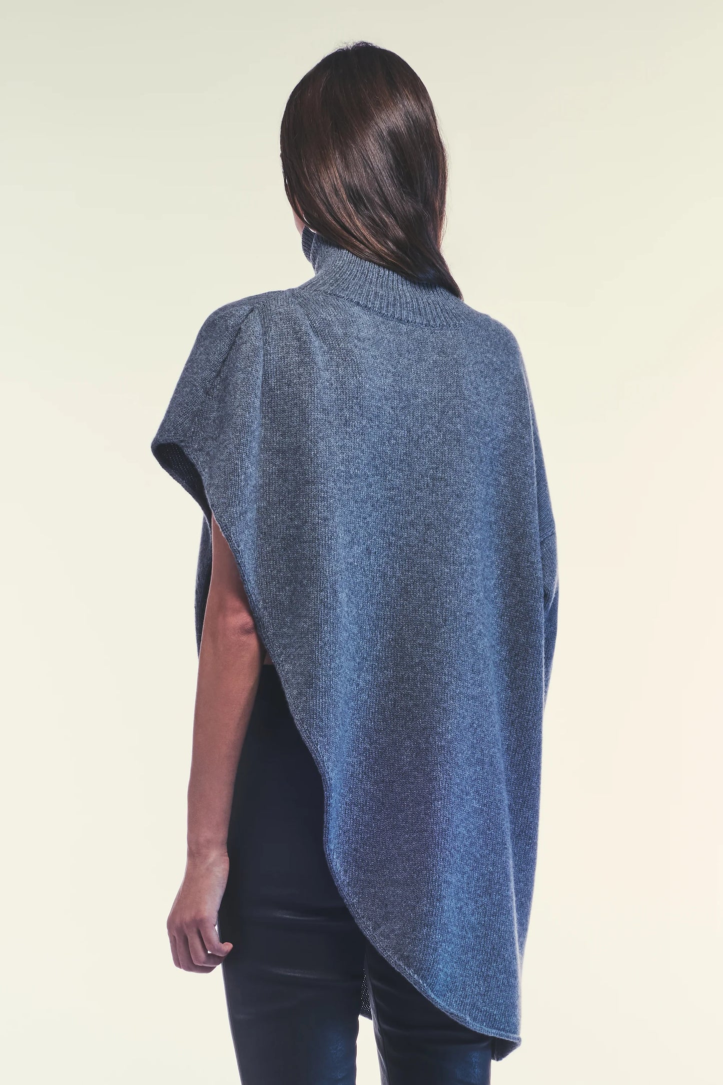JERSEY DE CACHEMIRA DE LIVIANA CONTI