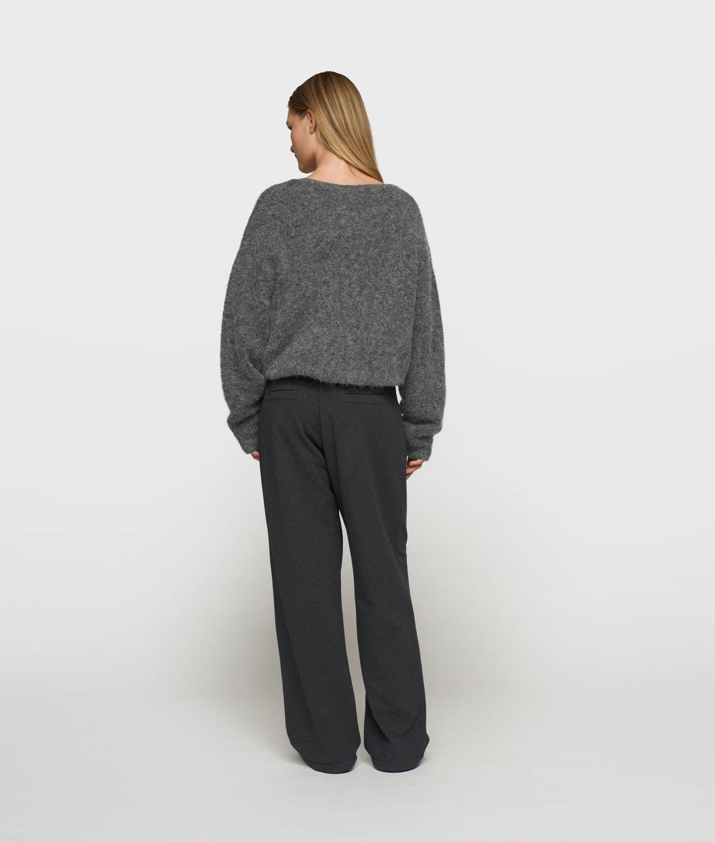 PANTALÓN JOGGER CON CINTURÓN DE 10DAYS