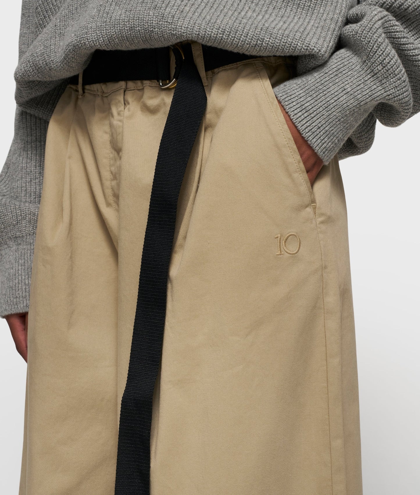 PANTALONES ANCHOS DE SARGA DE 10DAYS