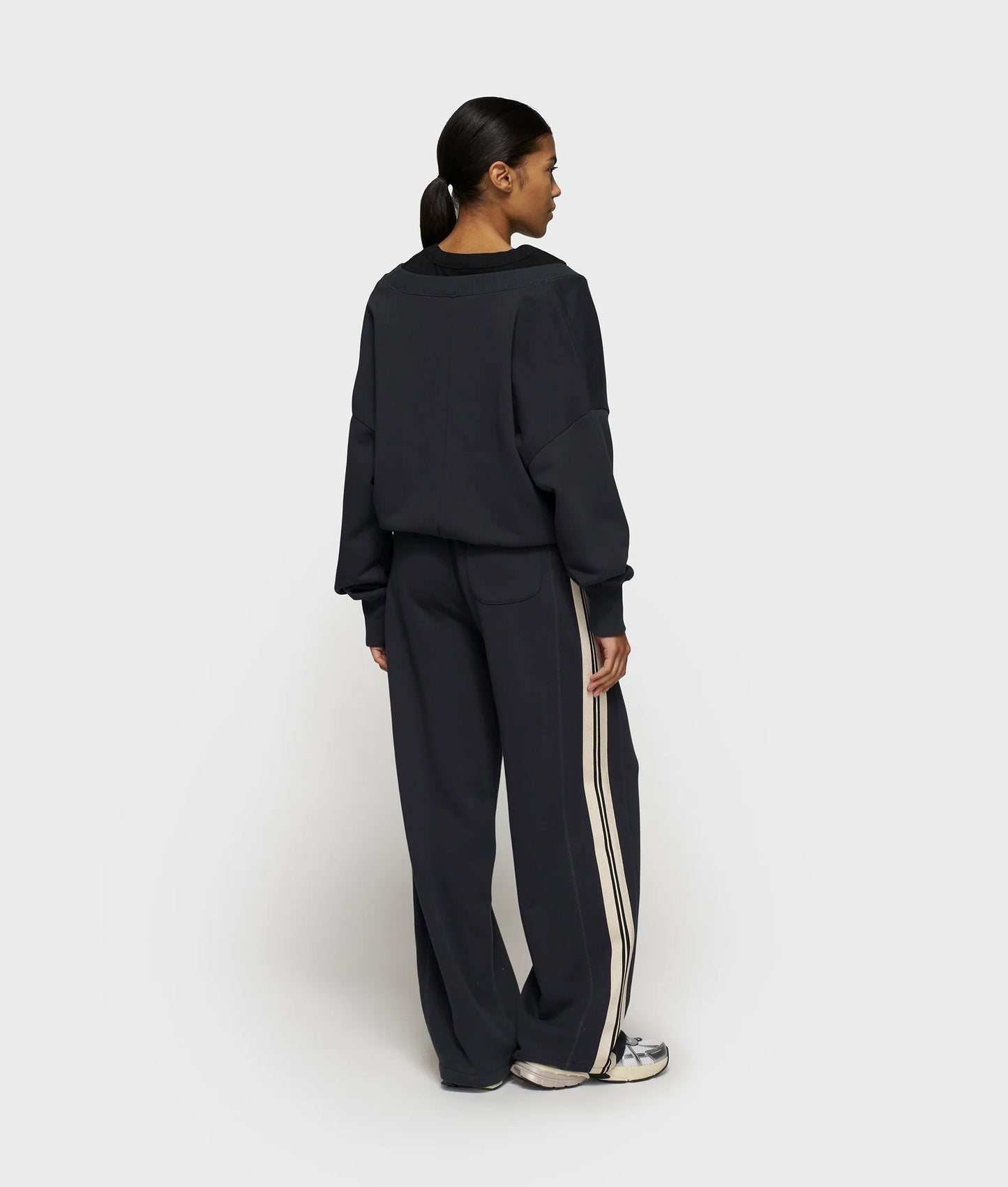 PANTALÓN JOGGER OCCIDENTAL CON CINTA DE 10DAYS