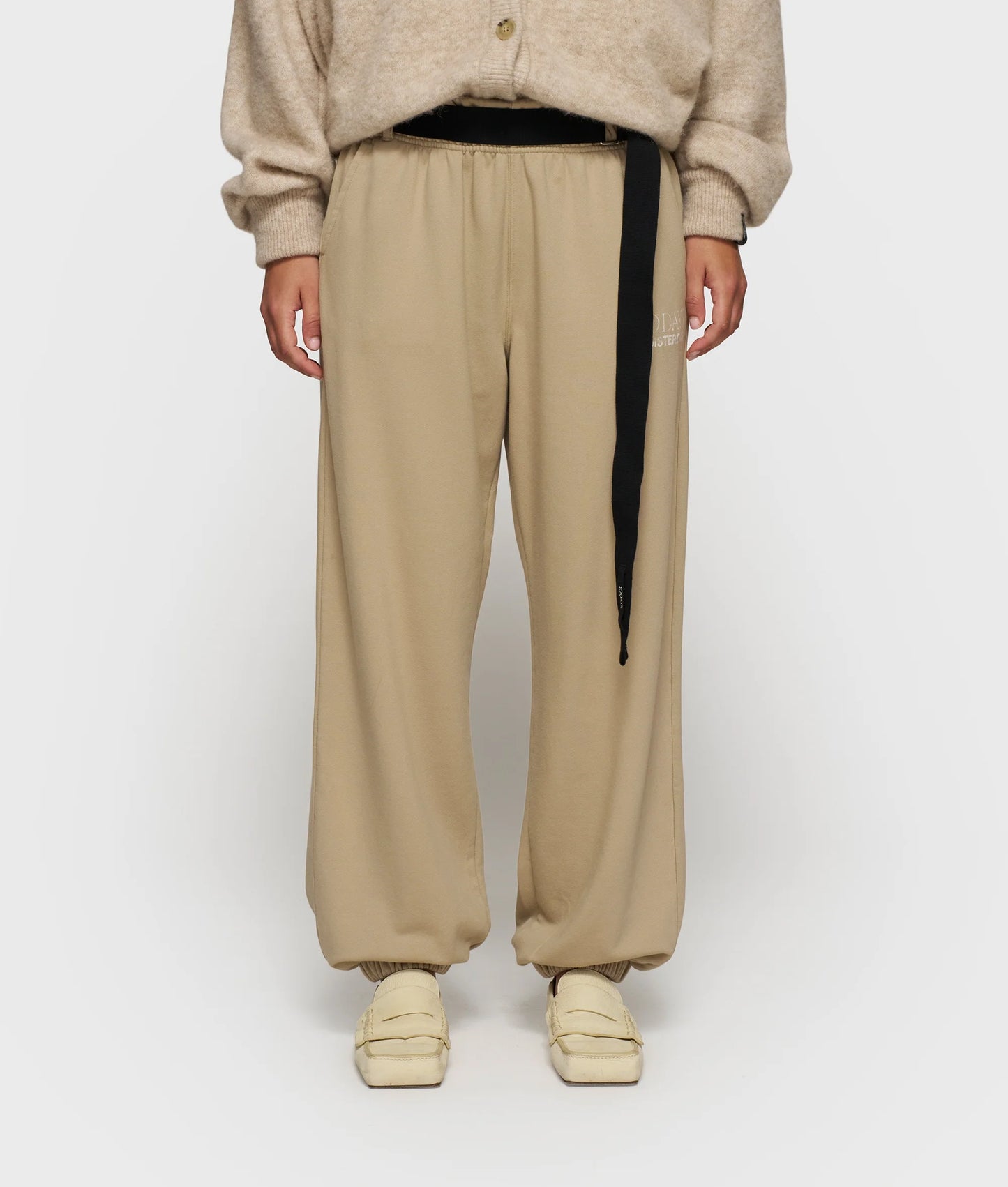 PANTALÓN JOGGER DE FELPA DE 10DAYS