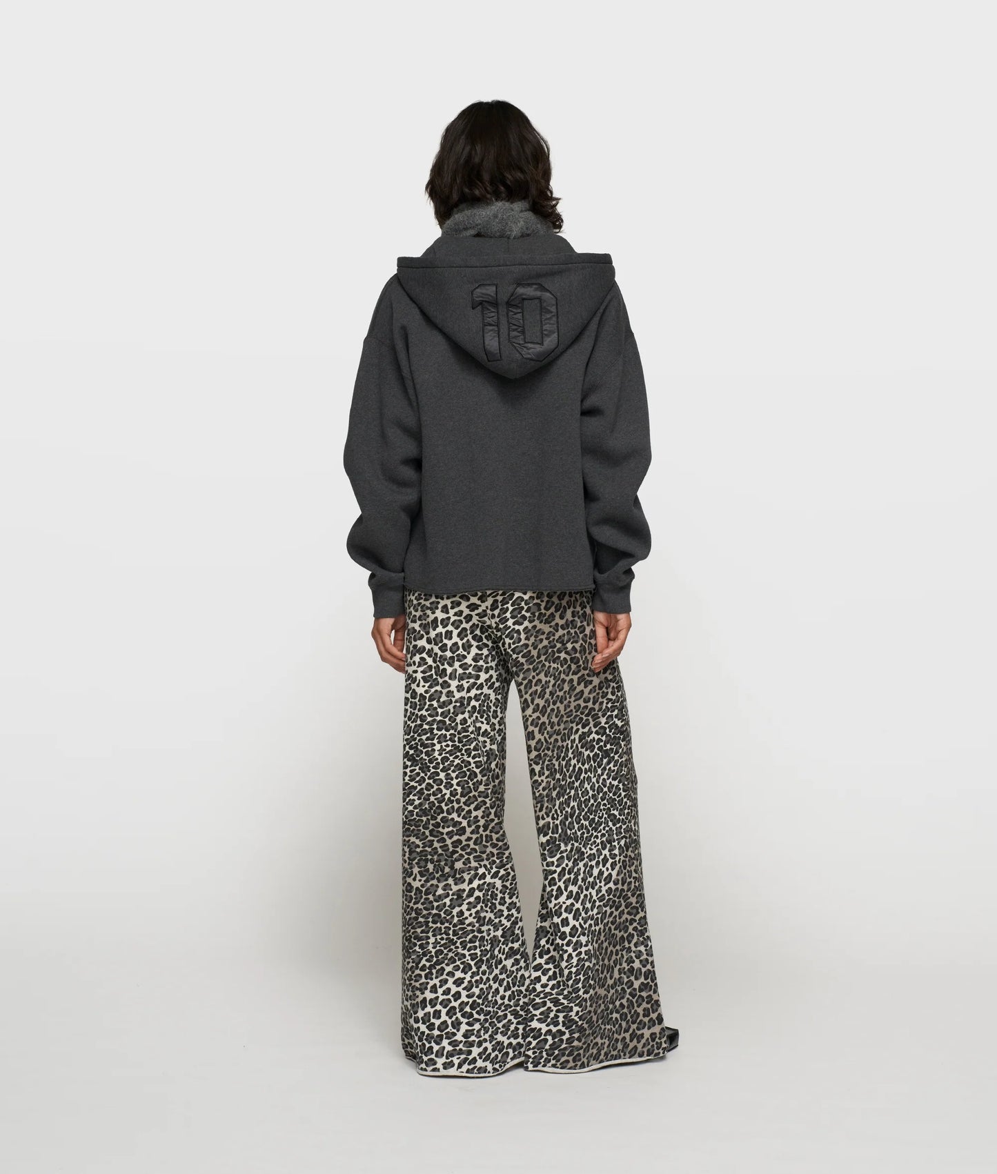 SUDADERA CON CAPUCHA Y CREMALLERA 10DAYS