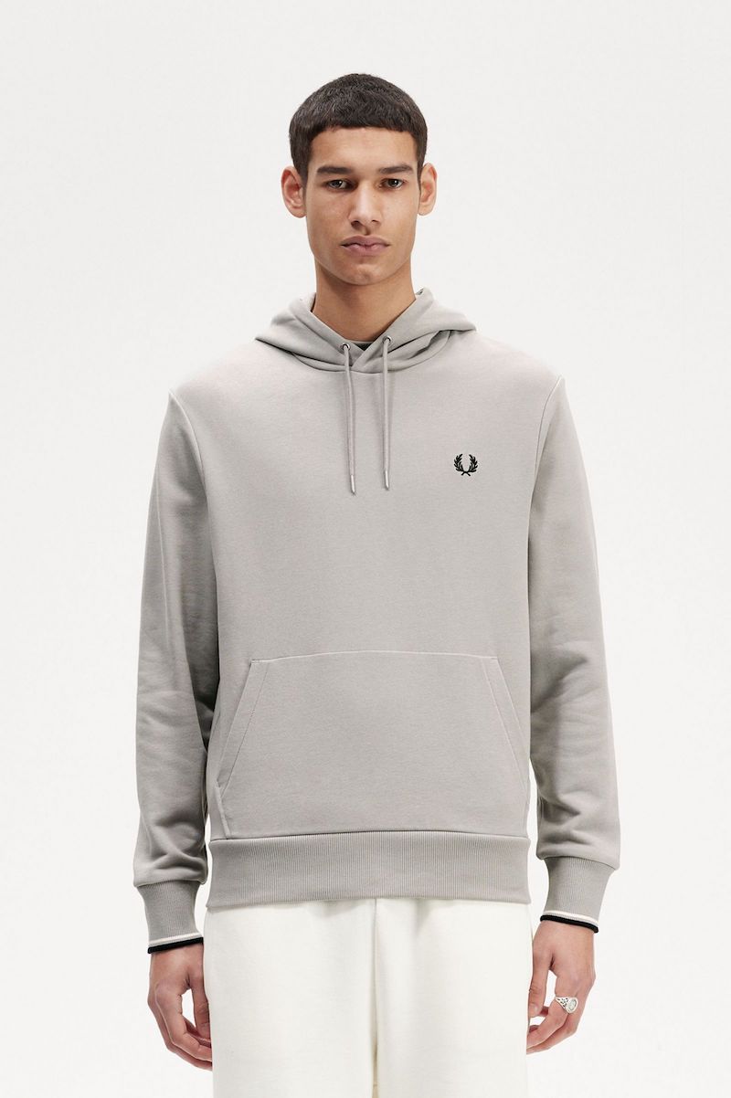 SUDADERA CON CAPUCHA Y RIBETES DE FRED PERRY