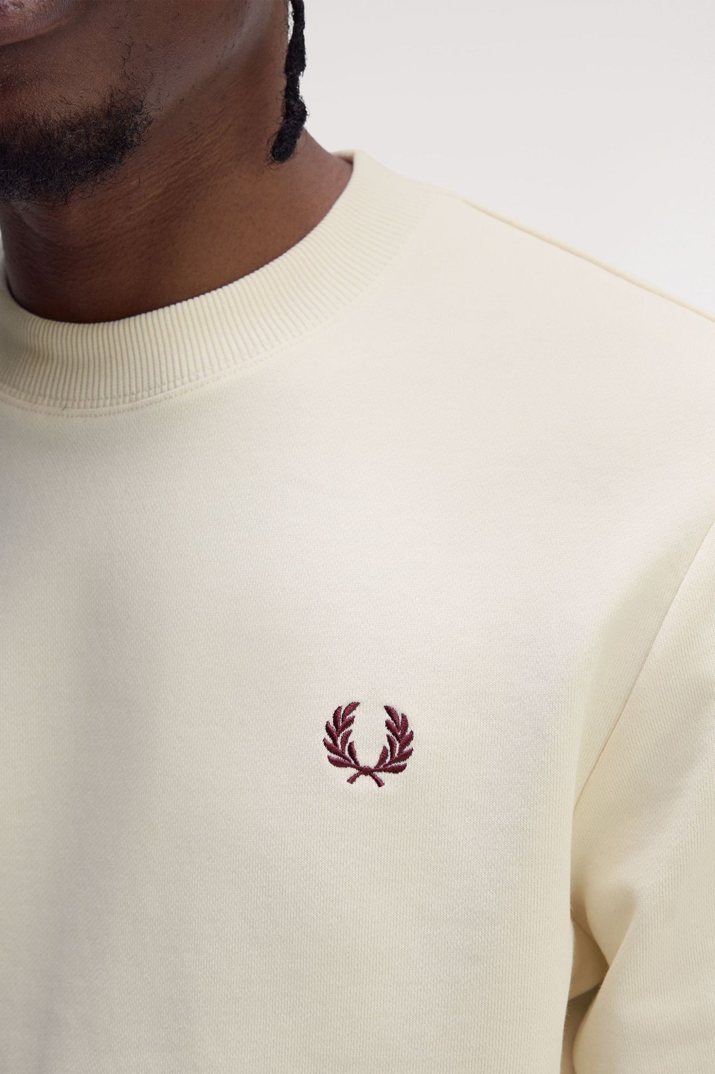 SUDADERA CON CUELLO REDONDO DE FRED PERRY