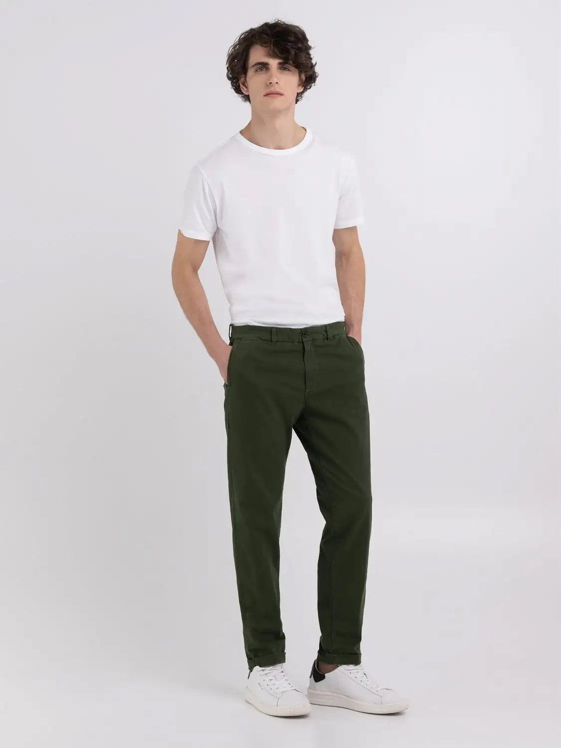 PANTALONS XINESOS DE TALL SLIM BRAD DE GABARDINA ELÀSTICA DE REPLAY JEANS