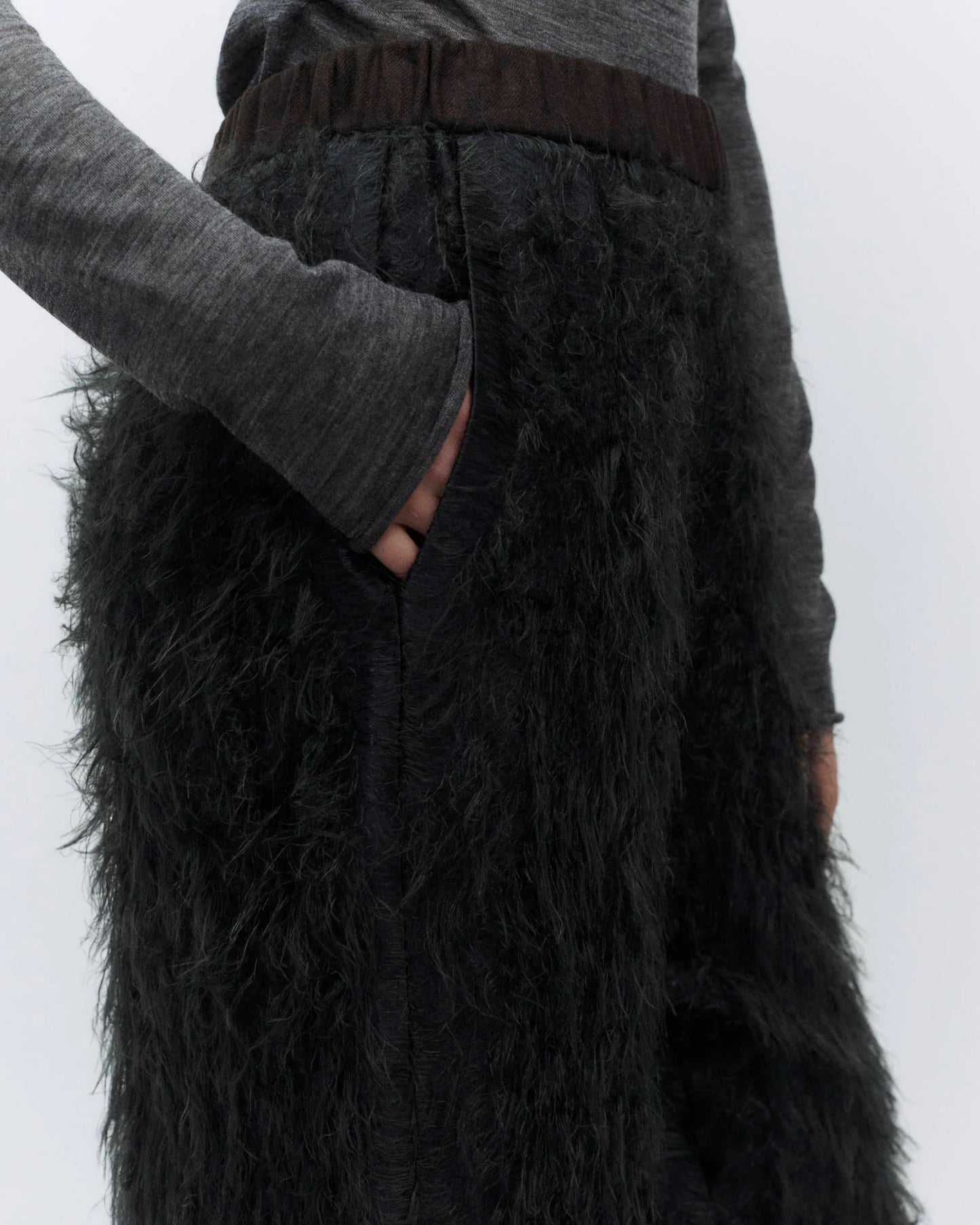PANTALÓN CON FLECOS DE ALYSI