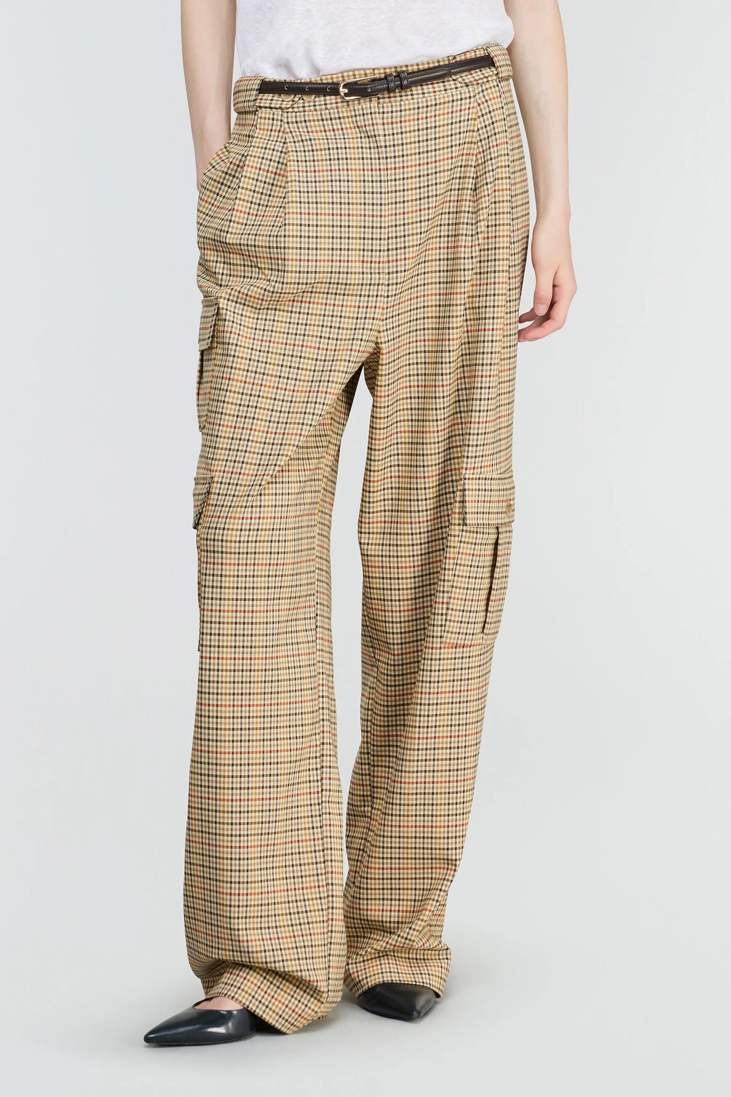 PANTALÓN DE POLIVISCOSA CON BOLSILLOS DE SEMICOUTURE