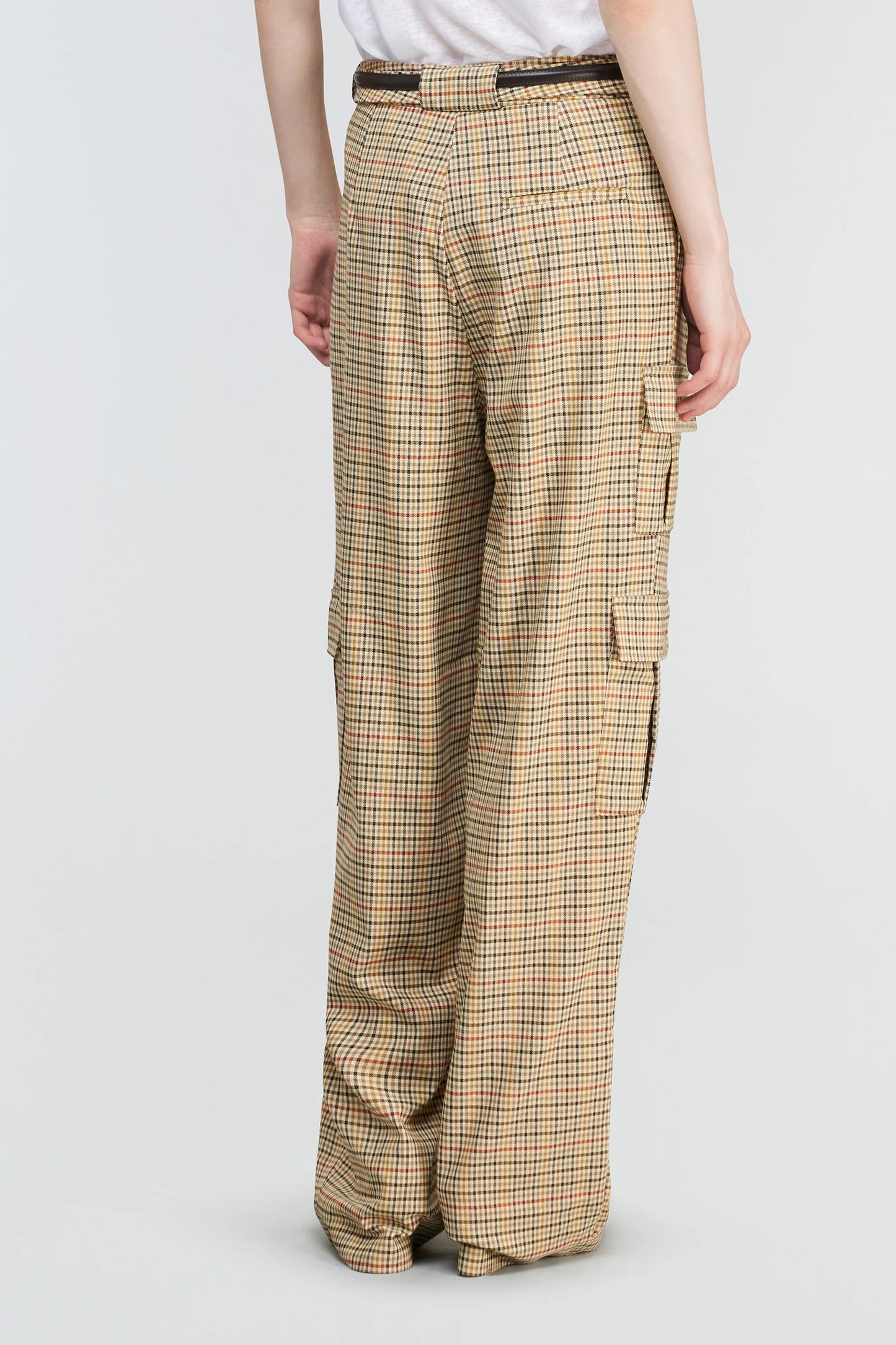 PANTALÓN DE POLIVISCOSA CON BOLSILLOS DE SEMICOUTURE