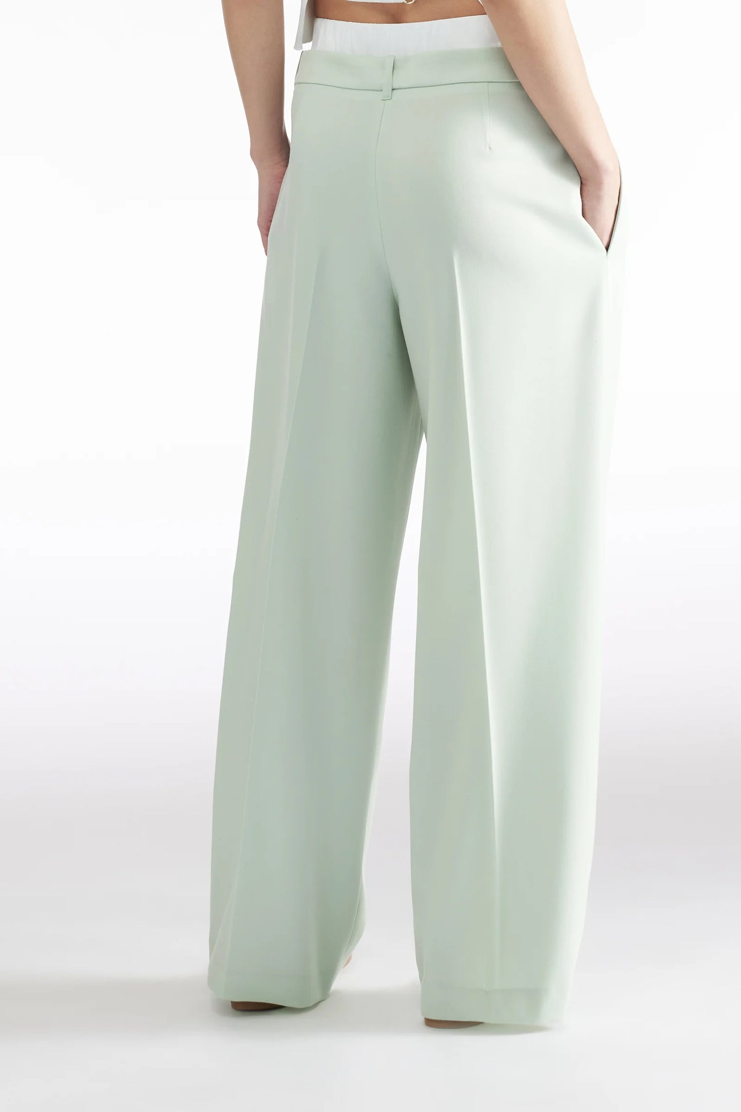 PANTALÓN DE GABARDINA DE LIVIANA CONTI