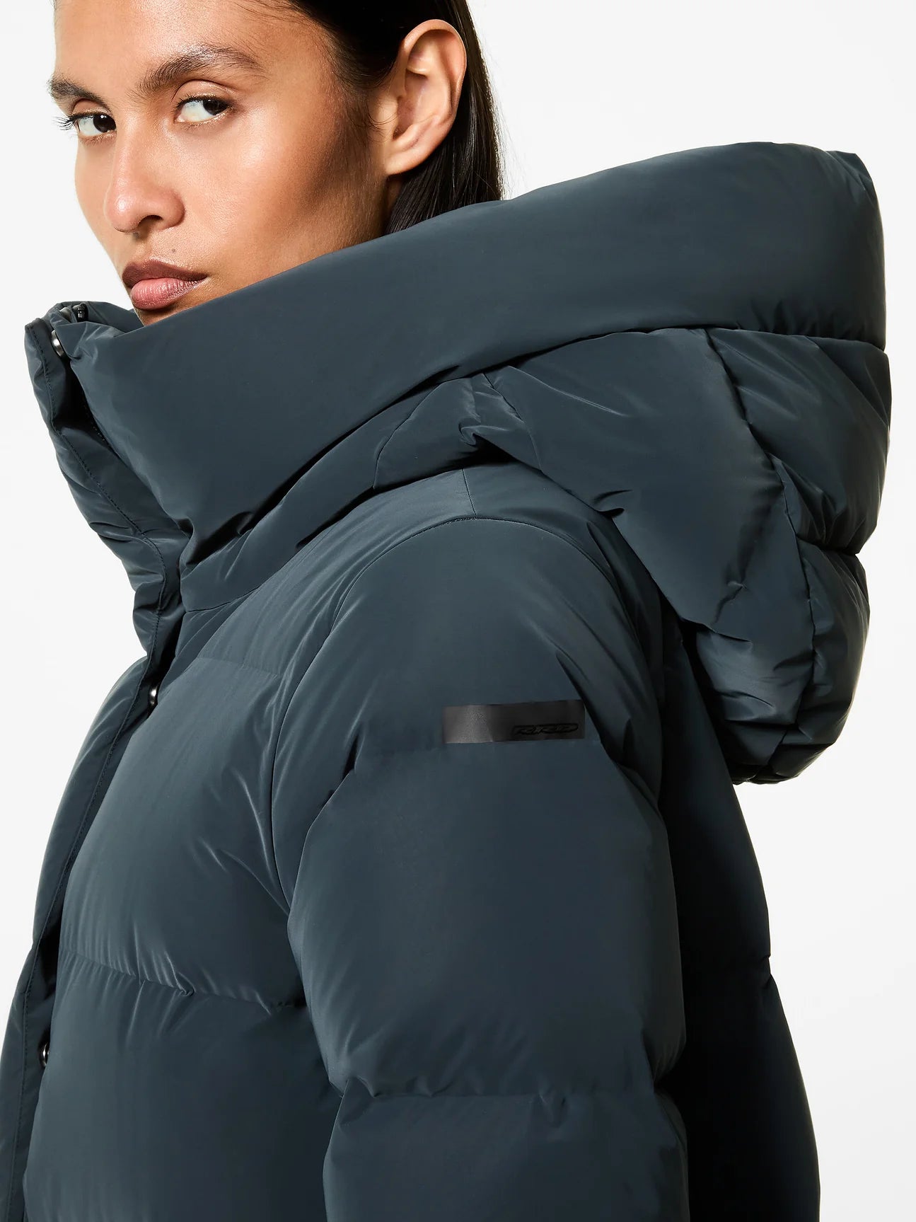 ABRIGO ACOLCHADO LARGO DE RRD