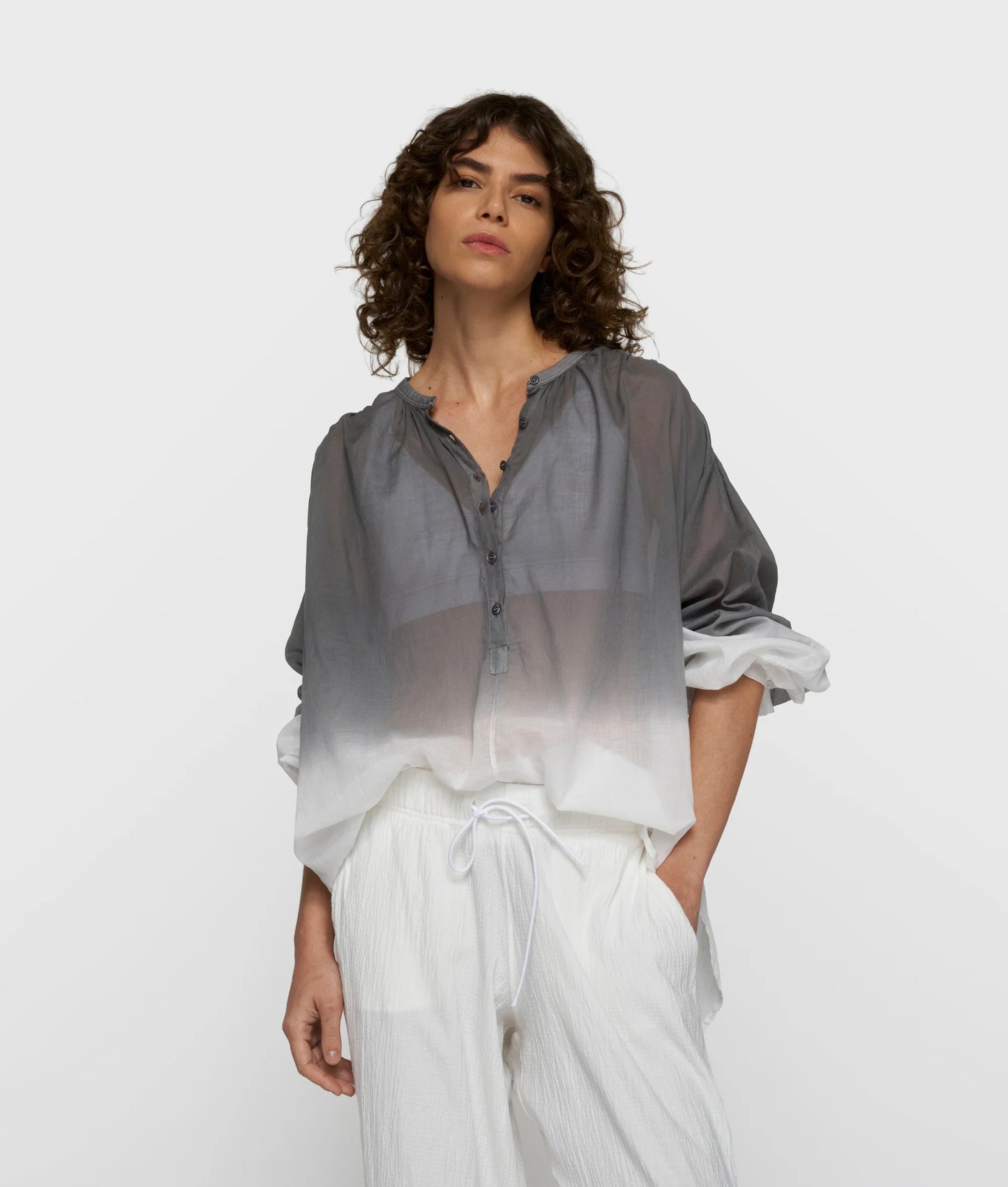 BLUSA CON EFECTO DEGRADADO