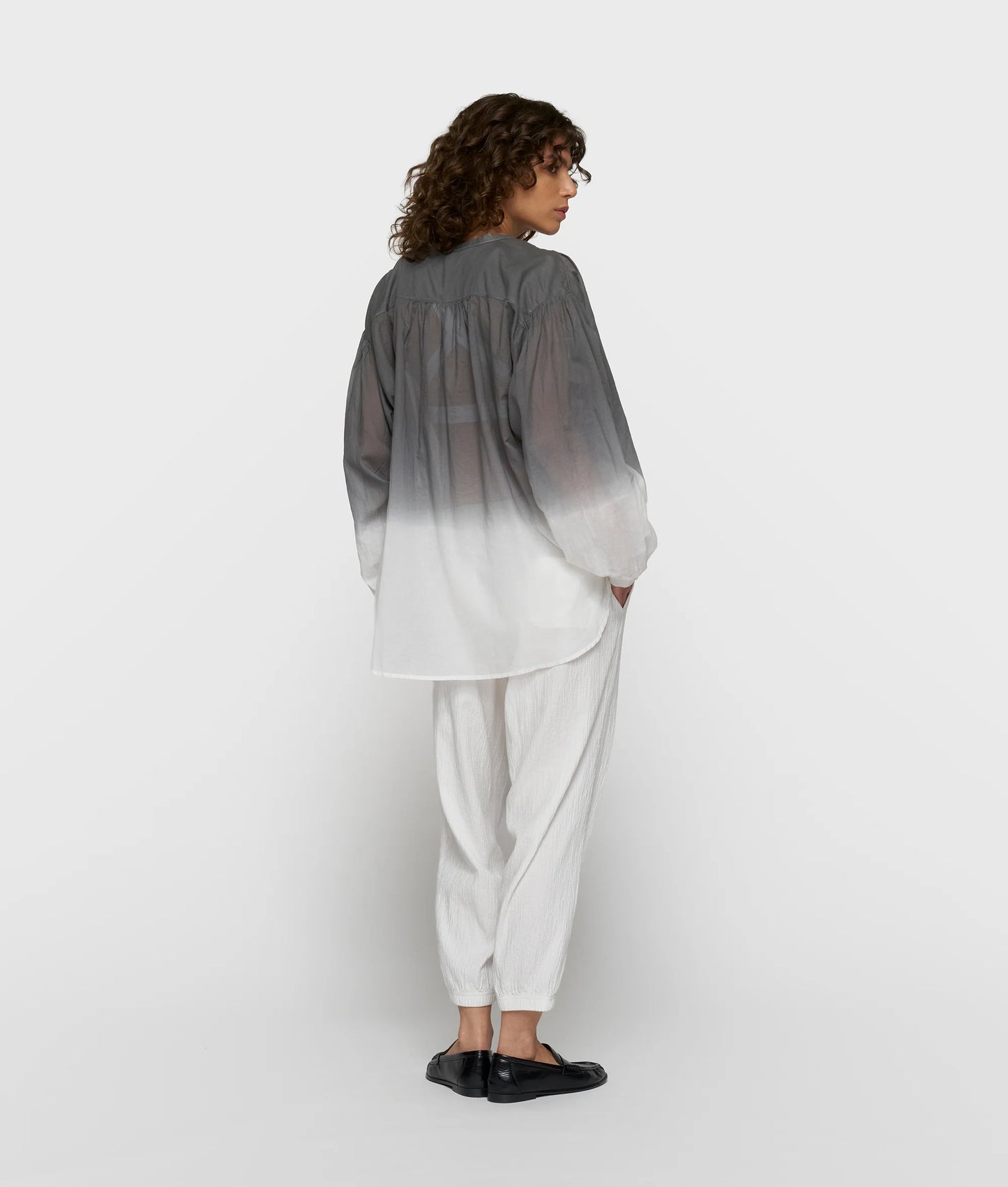 BLUSA CON EFECTO DEGRADADO