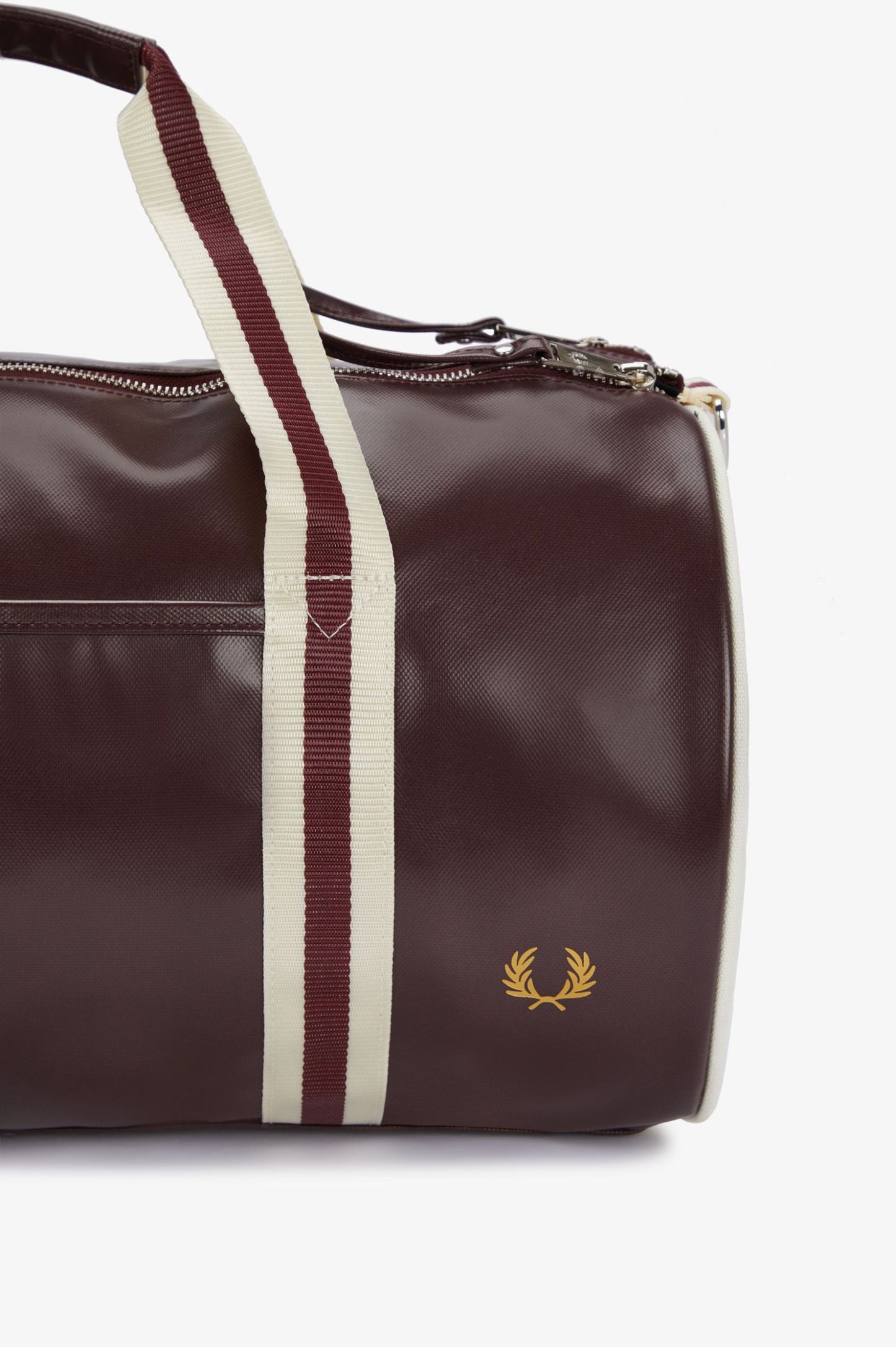 BOLSA DE BARRIL DE FRED PERRY