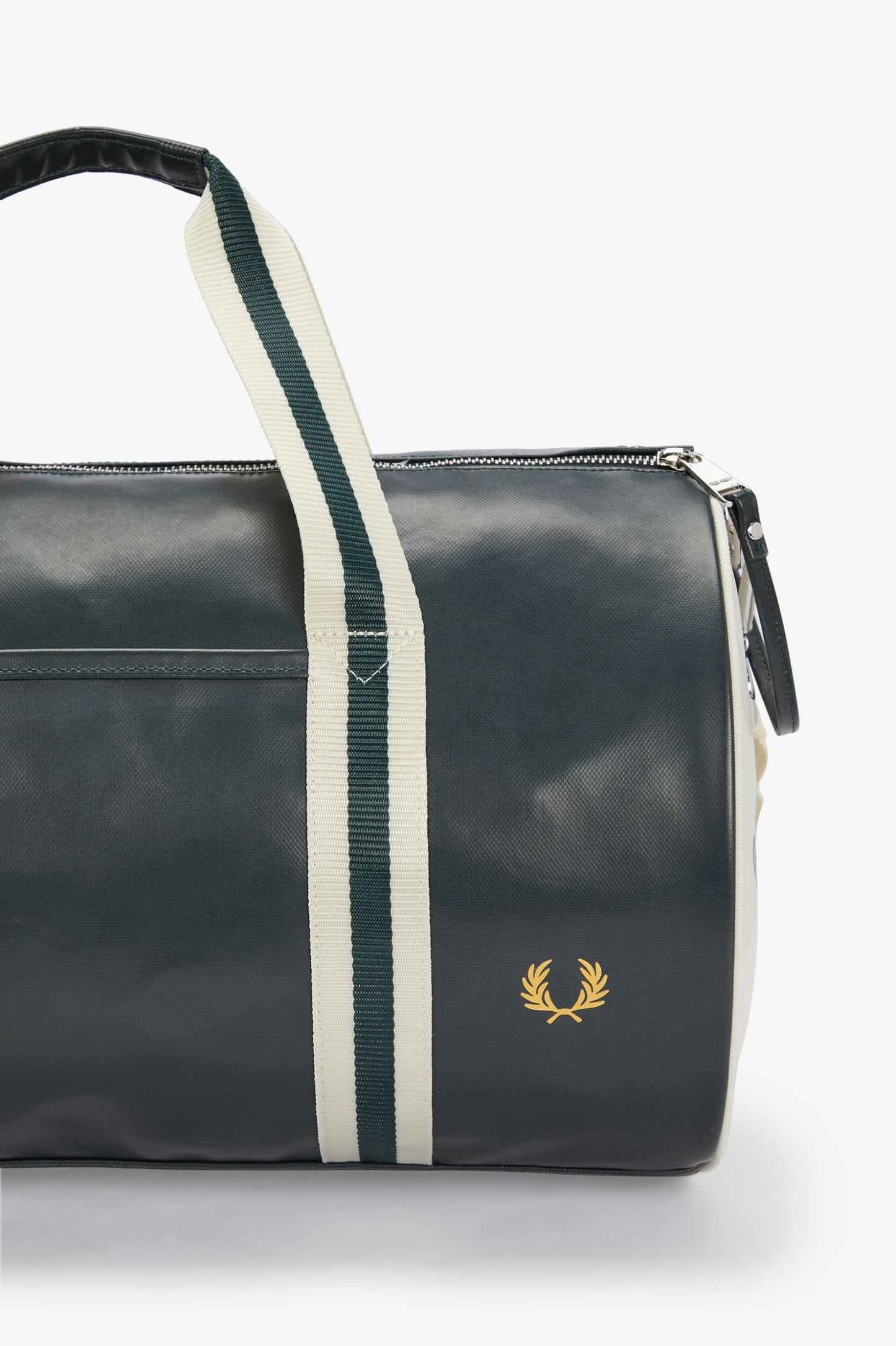 BOLSA DE BARRIL CLÁSICO DE FRED PERRY