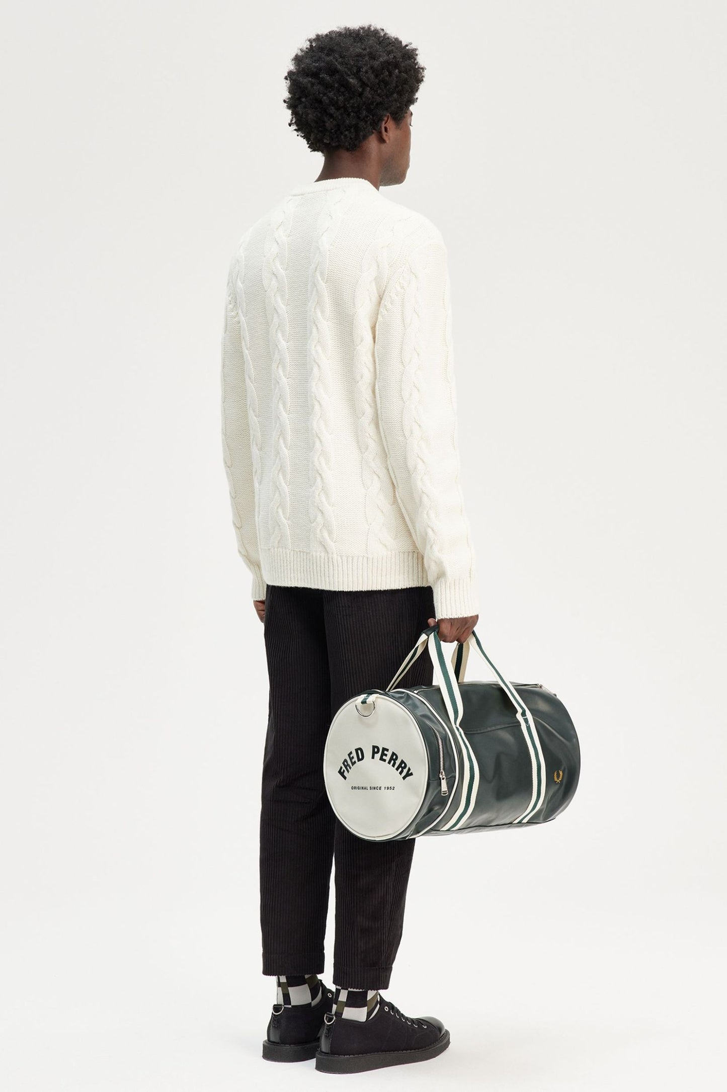 BOLSA DE BARRIL CLÁSICO DE FRED PERRY