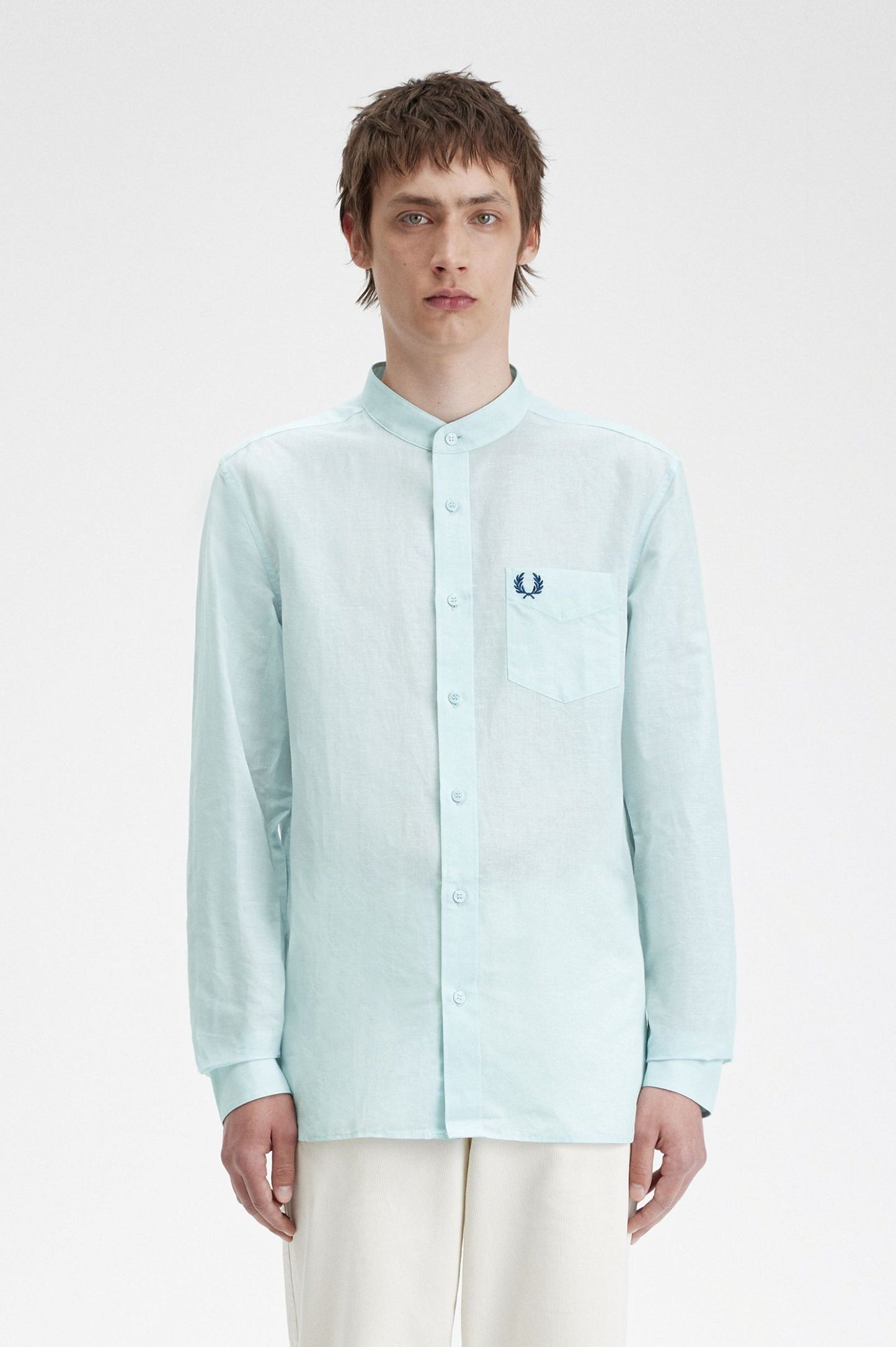 CAMISA DE LINO CON CUELLO MAO DE FRED PERRY