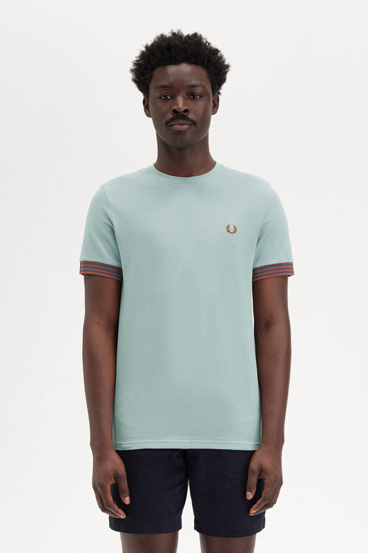 CAMISETA CON PUÑOS DE FRED PERRY