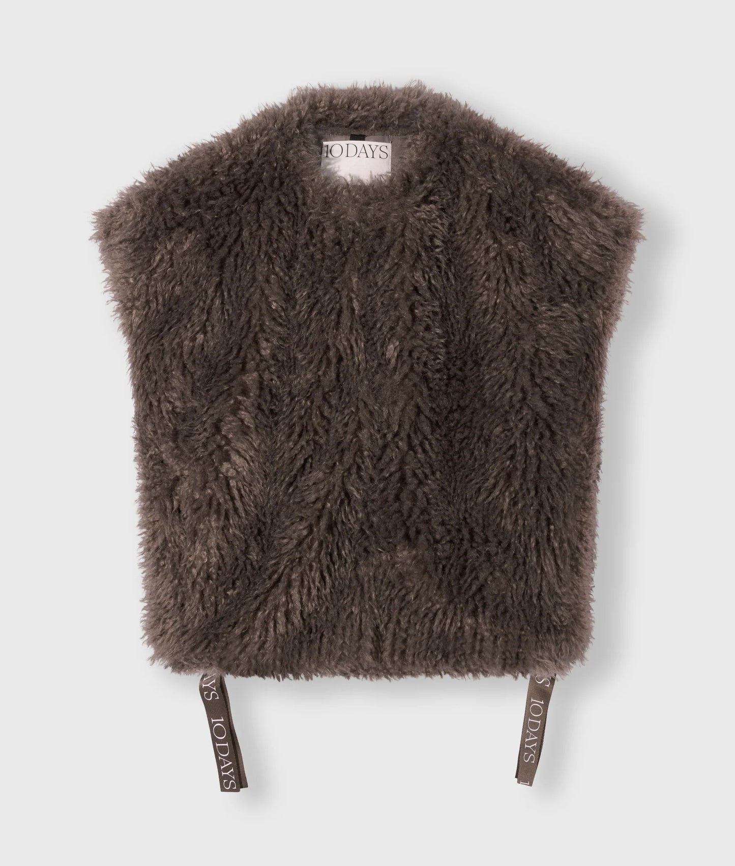 CHALECO PELUDO DE 10DAYS