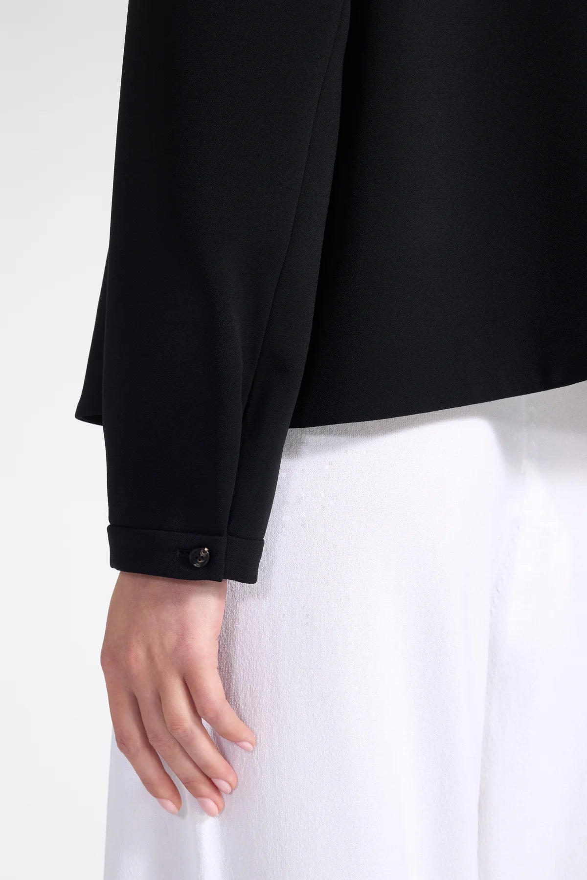 CHAQUETA VINCENT DE LIVIANA CONTI