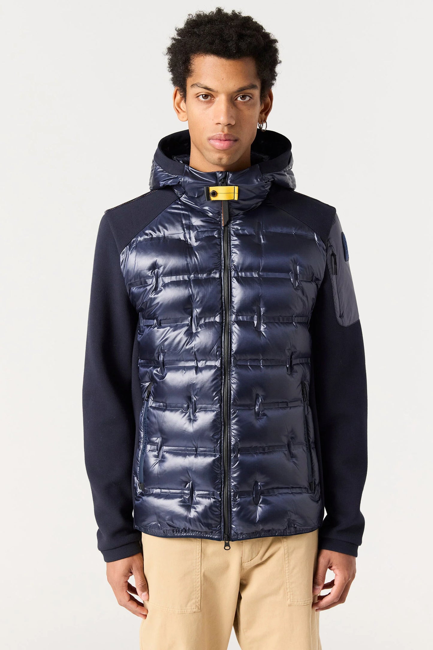 CHAQUETA CON CAPUCHA DE PARAJUMPERS