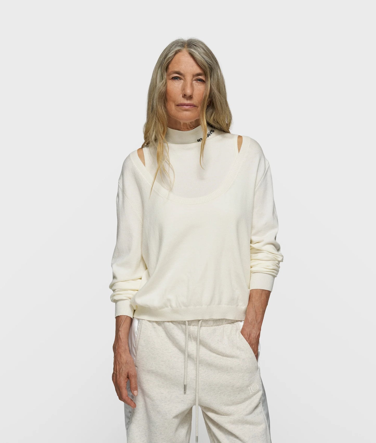 JERSEY DE CUELLO PROFUNDO DE 10DAYS