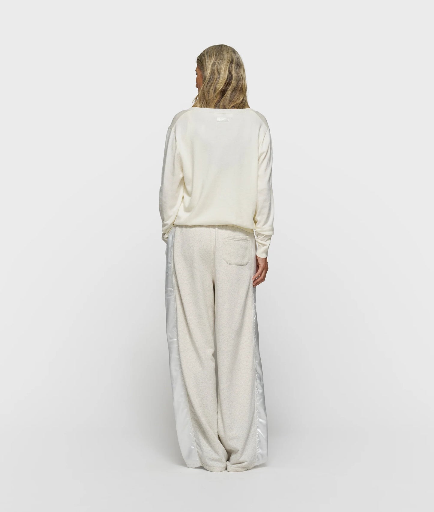 JERSEY DE CUELLO PROFUNDO DE 10DAYS