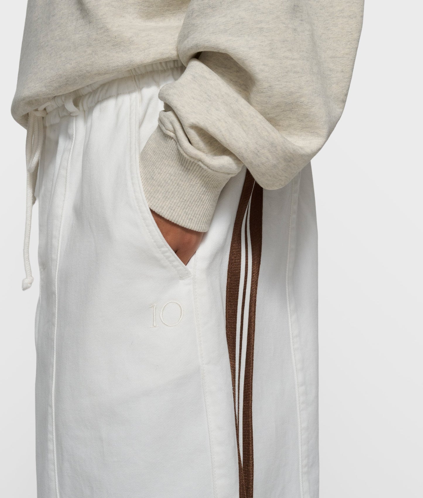 PANTALONES ANCHOS DE 10DAYS