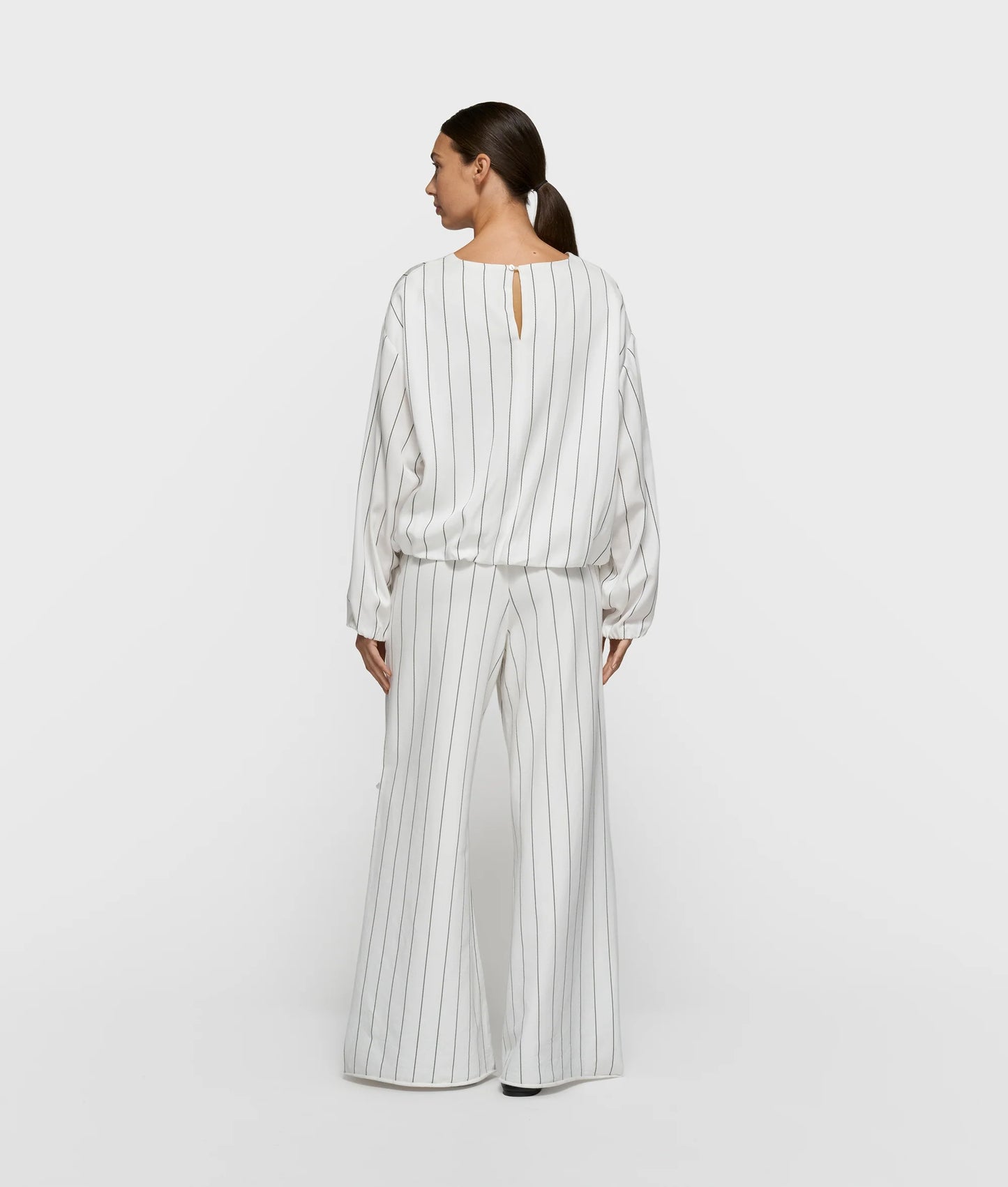 PANTALÓN JOGGER ANCHO A RAYAS DE 10DAYS