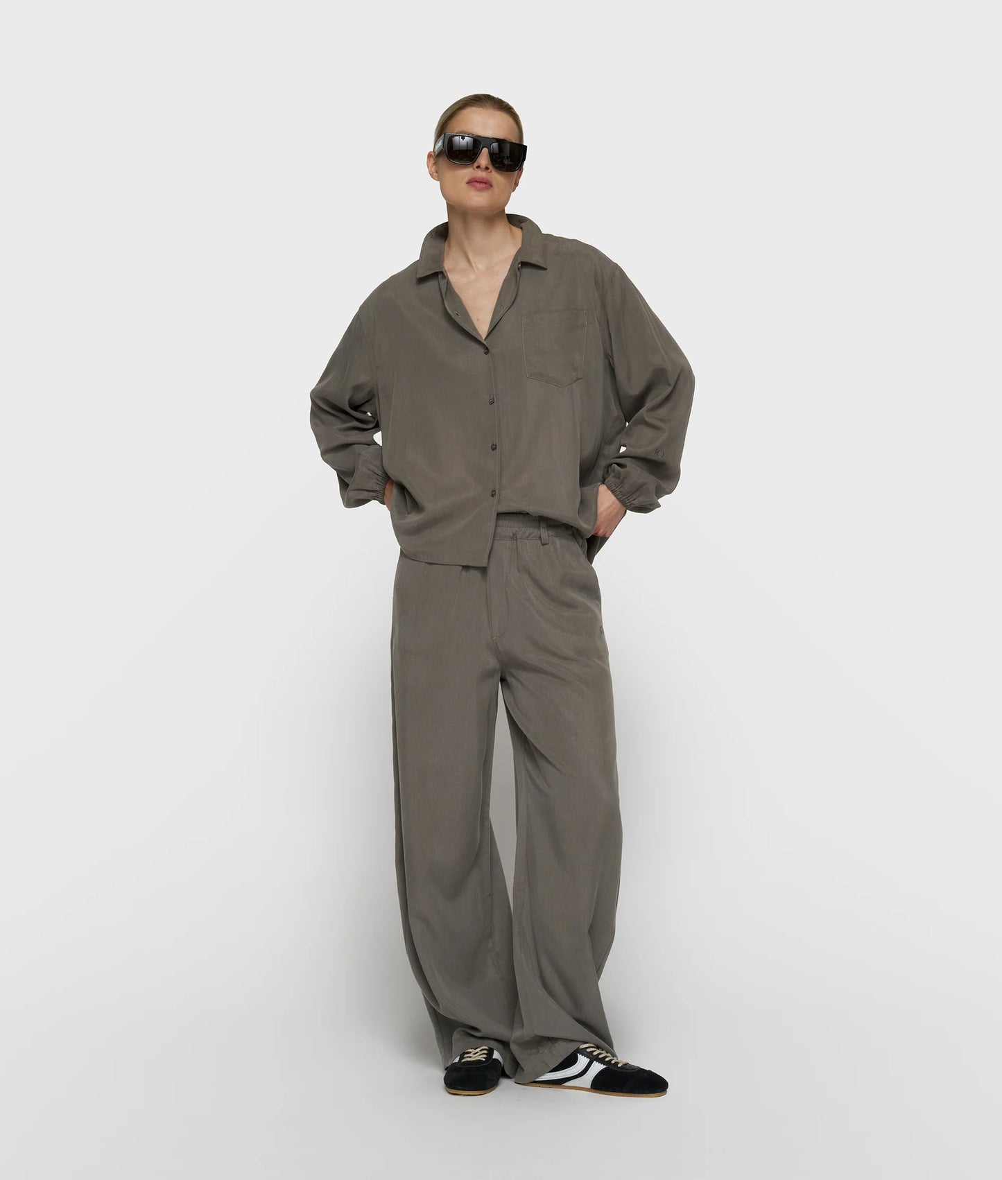 PANTALONES BANANA