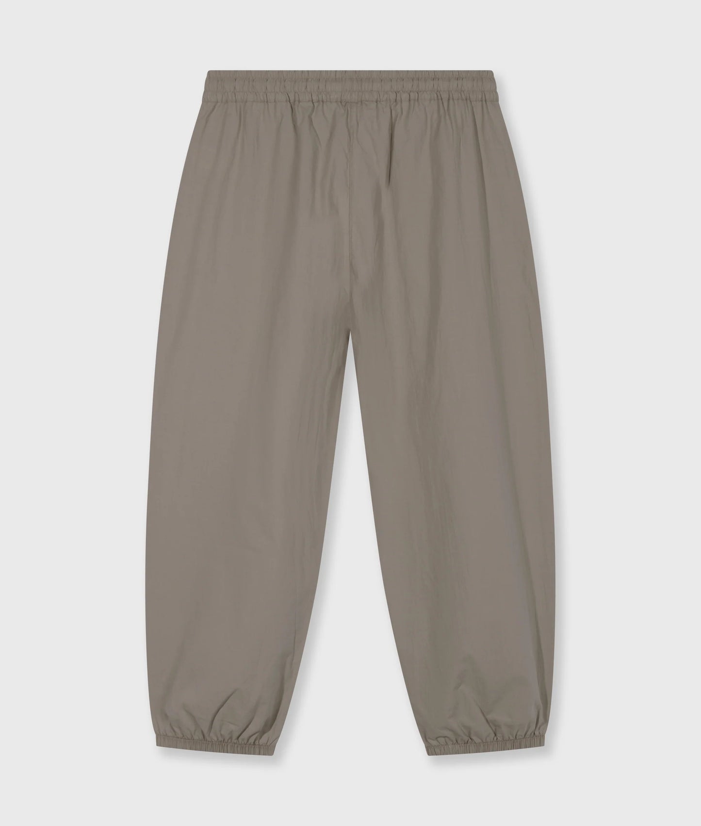 PANTALONES JOGGER ARRUGADOS
