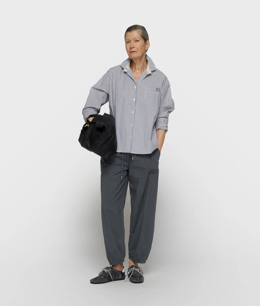 PANTALONES JOGGER ARRUGADOS