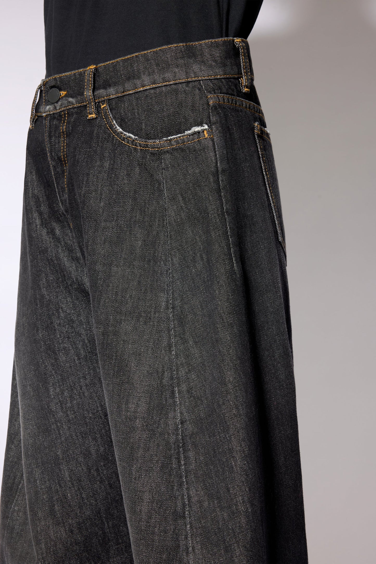 PANTALÓN VAQUERO