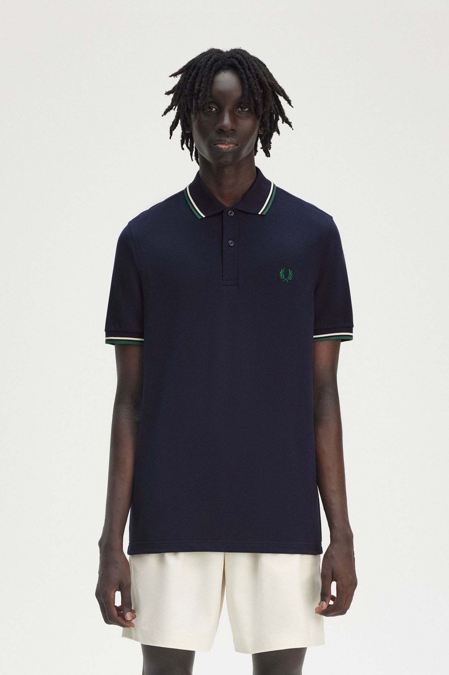 POLO CON RIBETE DE FRED PERRY