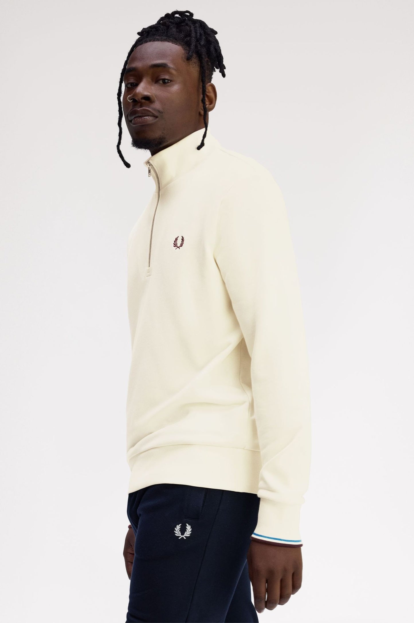 SUDADERA CON MEDIA CREMALLERA DE FRED PERRY