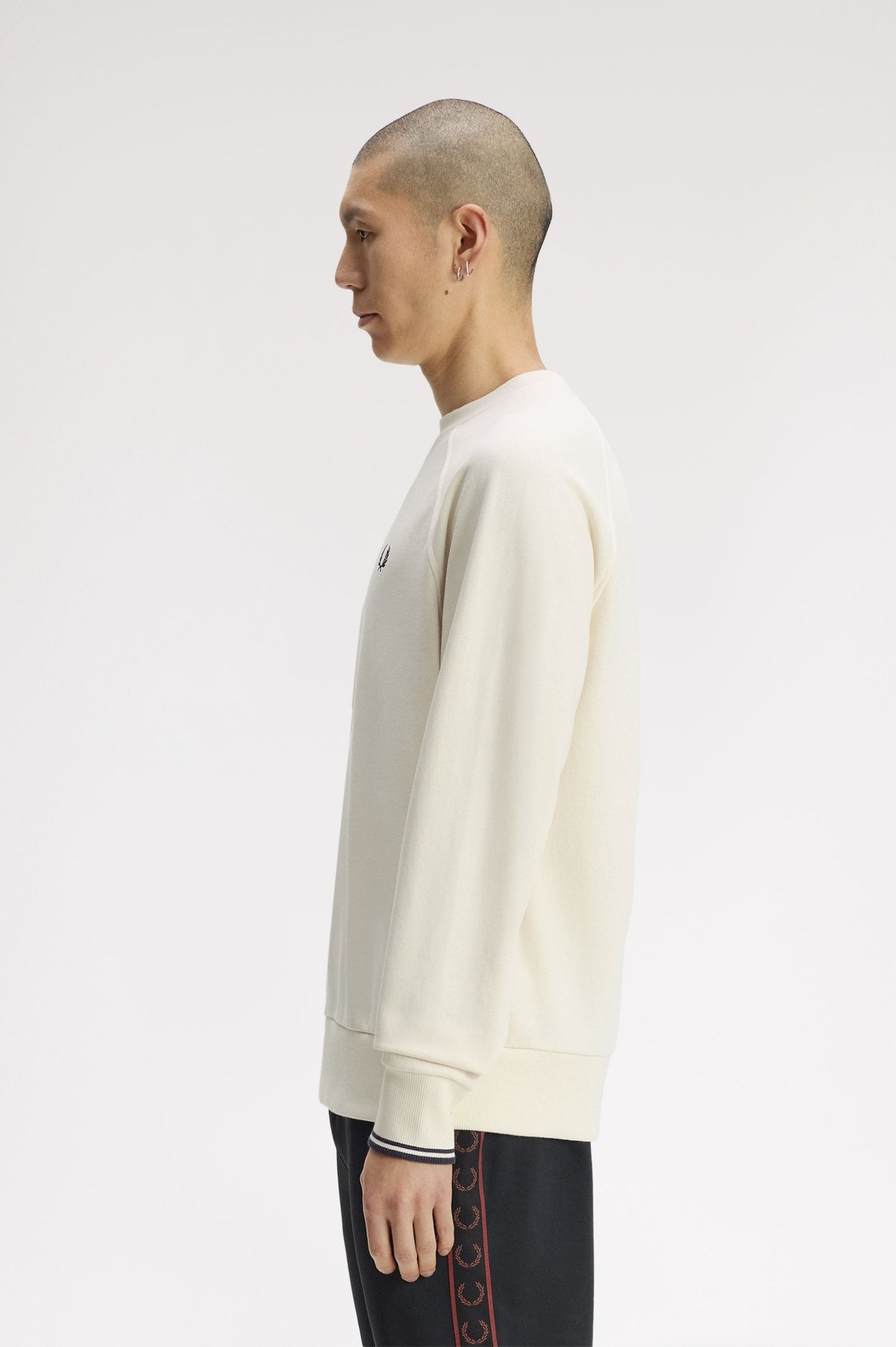 SUDADERA CON CUELLO REDONDO