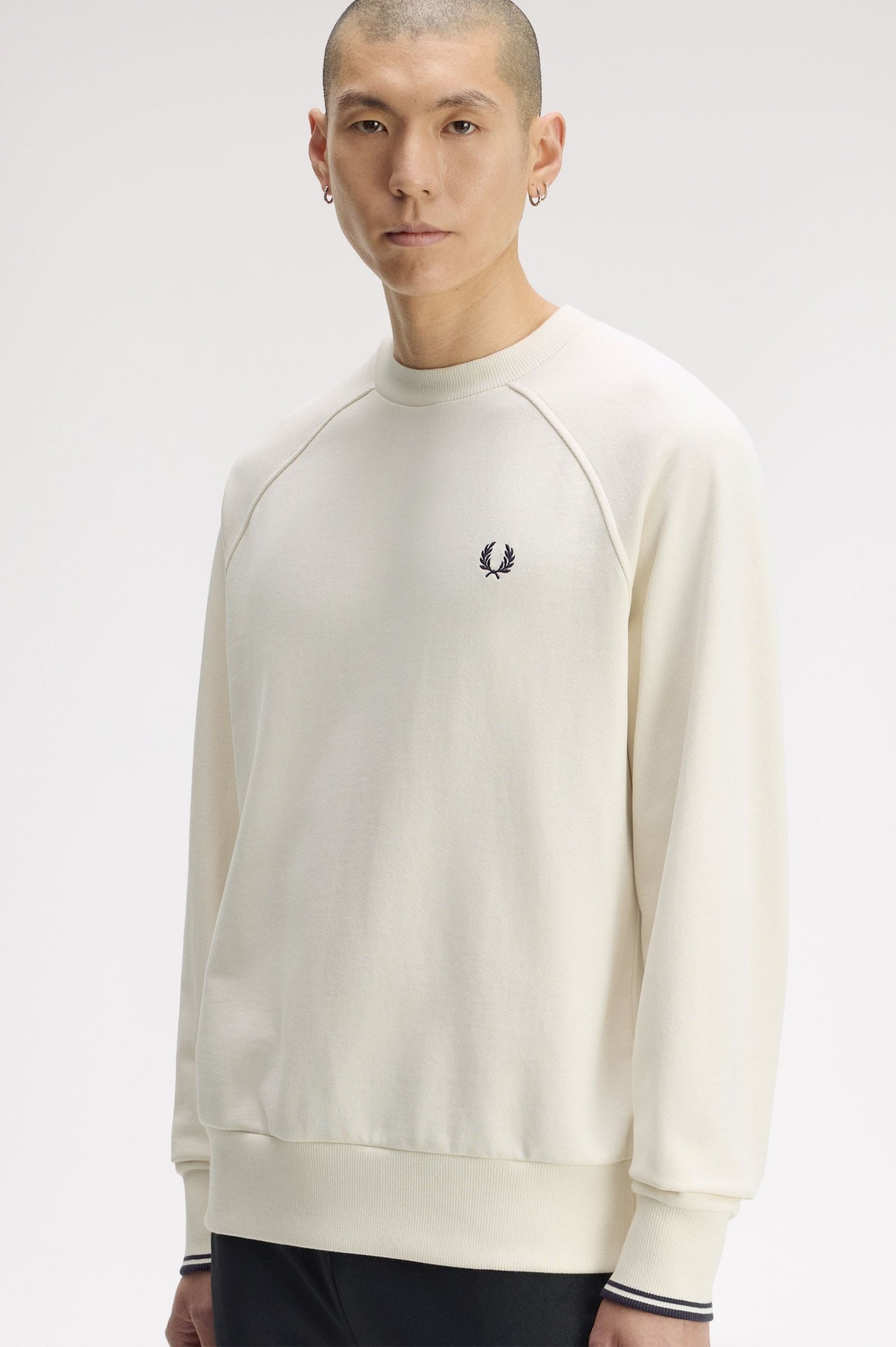 SUDADERA CON CUELLO REDONDO