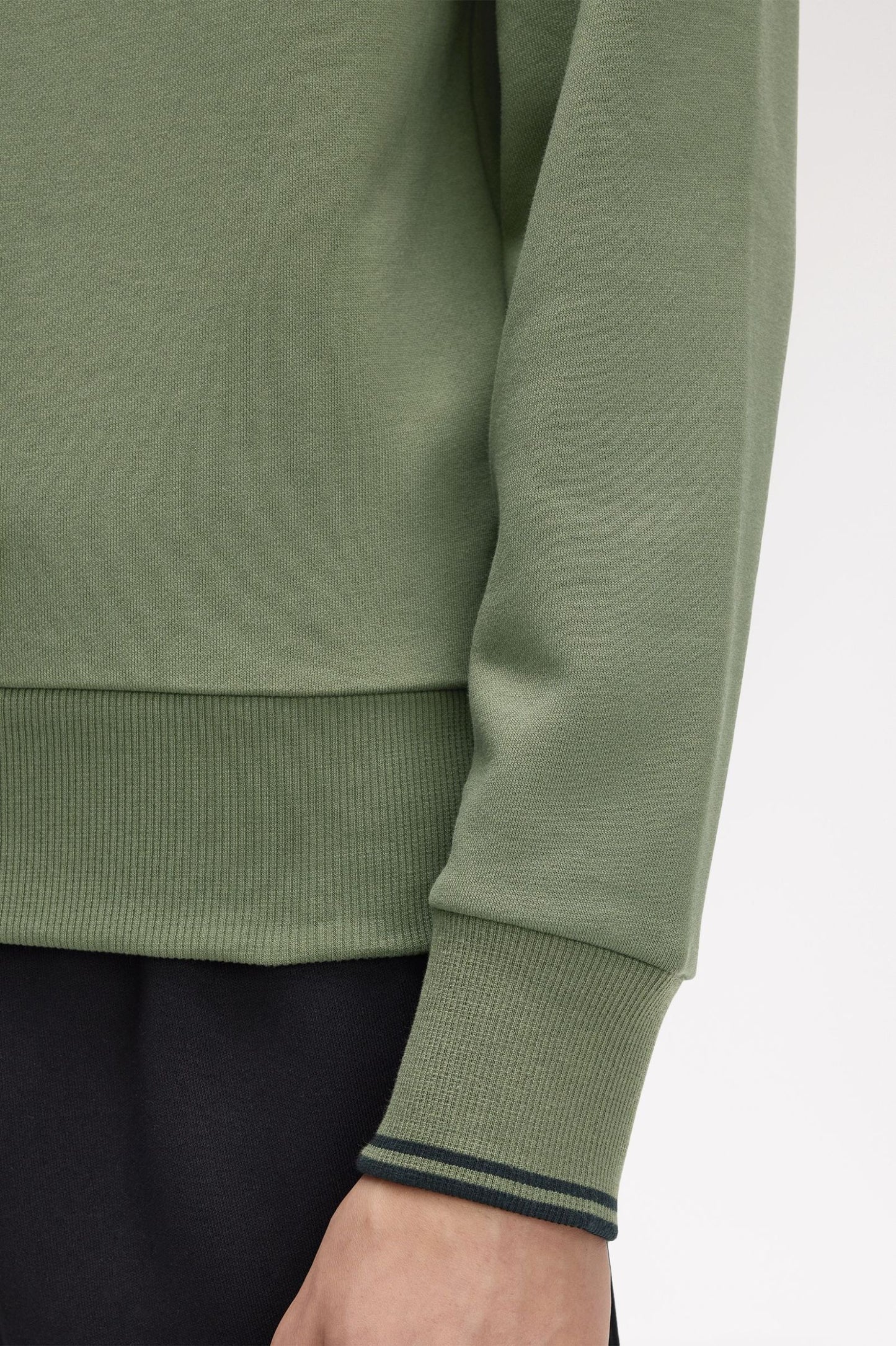 SUDADERA CON MEDIA CREMALLERA DE FRED PERRY